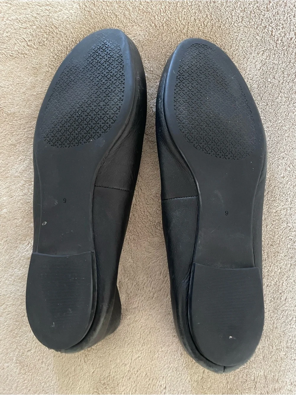 Tory Burch Black Leather Ballet Flats with Gold Logo Medallion